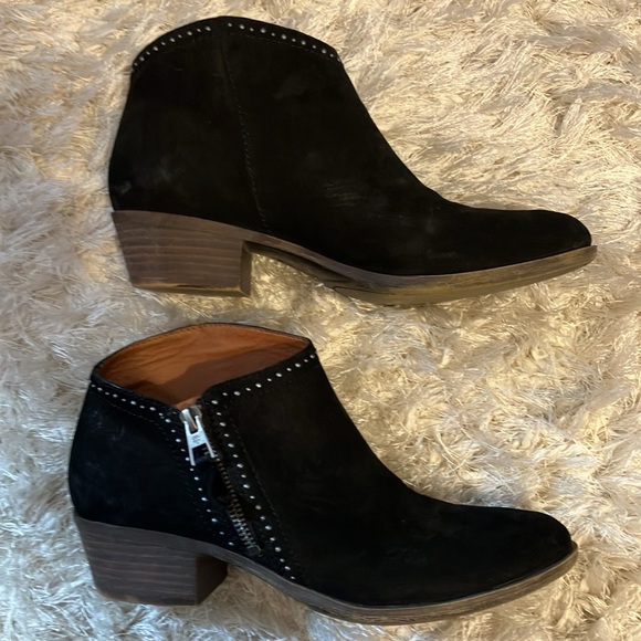Lucky Brand black suede heeled bootie ankle boots 8.5 - Picture 5 of 11